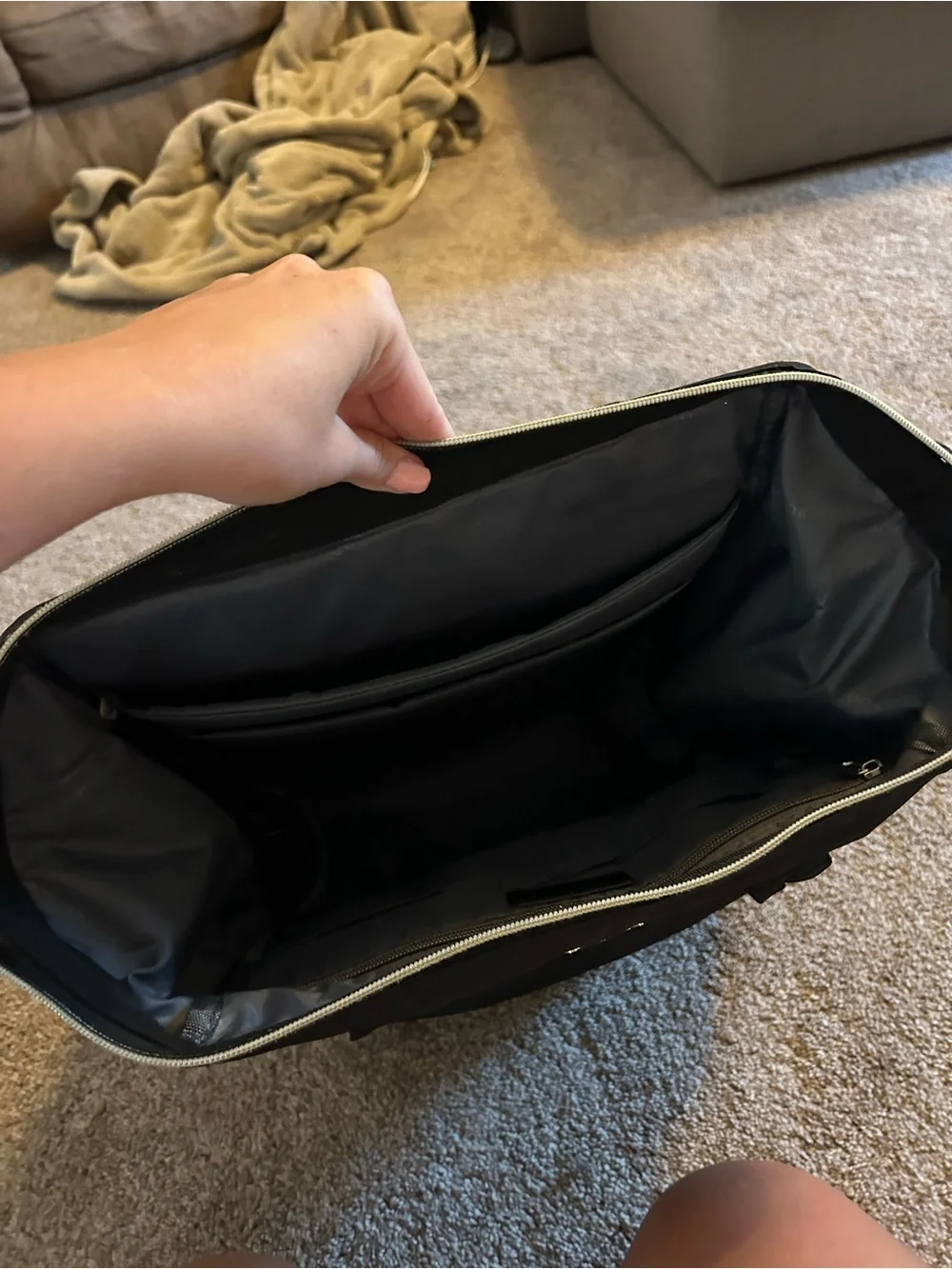 Lovevook Black Convertible Backpack/babybag